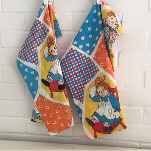 Vintage Classic Old Style Colorful Raggady Ann & Andy Standard Size Pillowcases